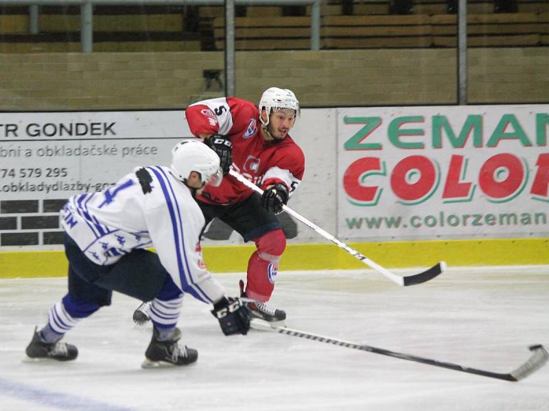 2. liga 2016/2017: SHC Klatovy (červené dresy) - HC Děčín 1:4