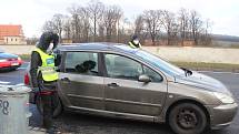 Policejní kontroly v Červeném Poříčí.