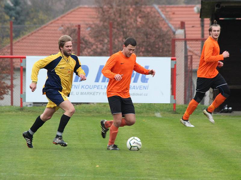 Fotbal, 1. B třída, sk. B: Chanovice (oranžoví) - Hradešice