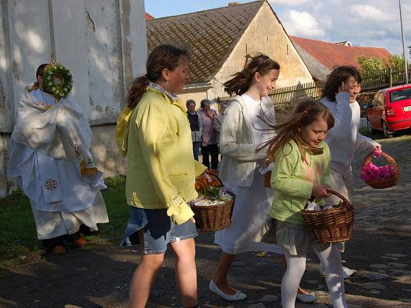 Věřící v Plánici si připomněli svátek Božího těla