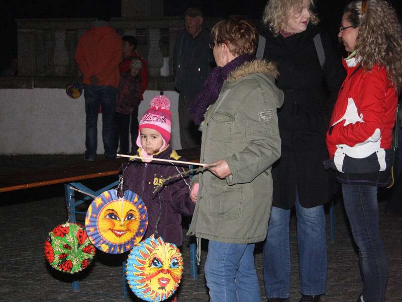 Lampionový průvod ve Strážově.