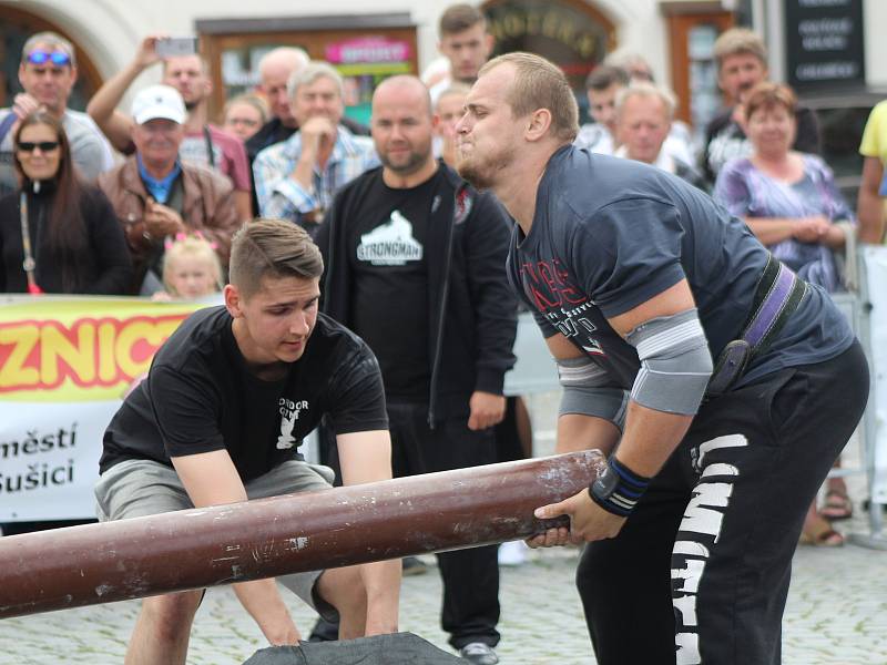 V sobotu se konal závod strongmanů v Sušici.