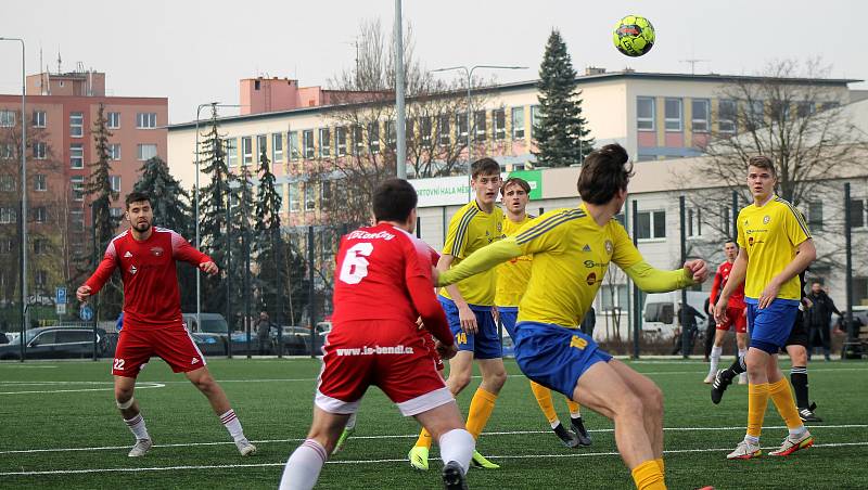 17. kolo FORTUNA divize A: Petřín Plzeň (červení) - SENCO Doubravka 0:3.