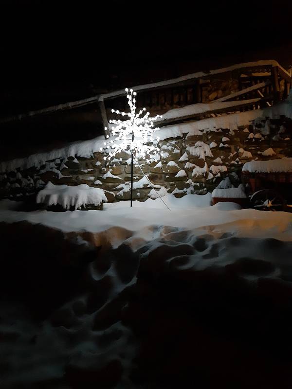 Sněhová nadílka v Zuklíně.