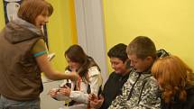 Hodinky v Chapadle je název akce, která má za úkol představit studentům bezprahové zařízení v centru Klatov.