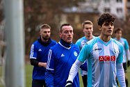 Zimní příprava 2024 (4. února, Sušice): TJ Sušice (na snímku fotbalisté v modrých dresech) - SK Rapid Plzeň 1:3 (0:1).