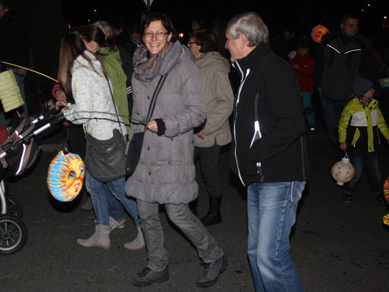 Lampionový průvod ve Strážově.