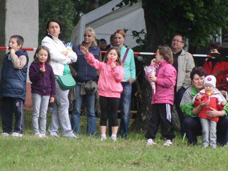 Jízda sv. Linharta v Uhlišti 2012