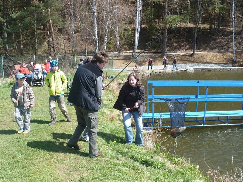 Dětské rybářské závody v Divišově