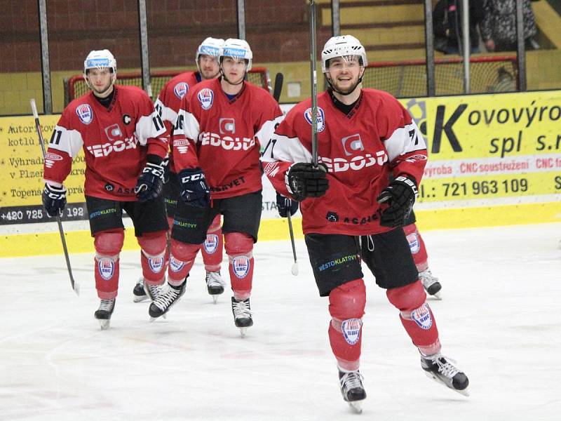 2. liga 2016/2017, osmifinále play-off: SHC Klatovy (červené dresy) - HC Lední Medvědi Pelhřimov 8:3