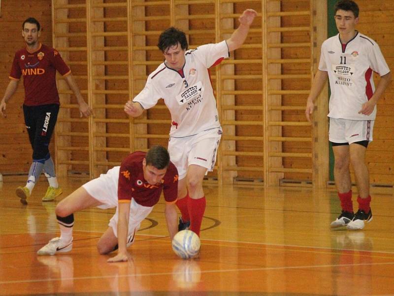 V Klatovech se bojovalo v okresní soutěži ve futsalu o "bednu".