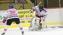 Přebor Strakonicka 2016/2017: TJ Start Luby (černé dresy) - HC Horažďovice 2:9