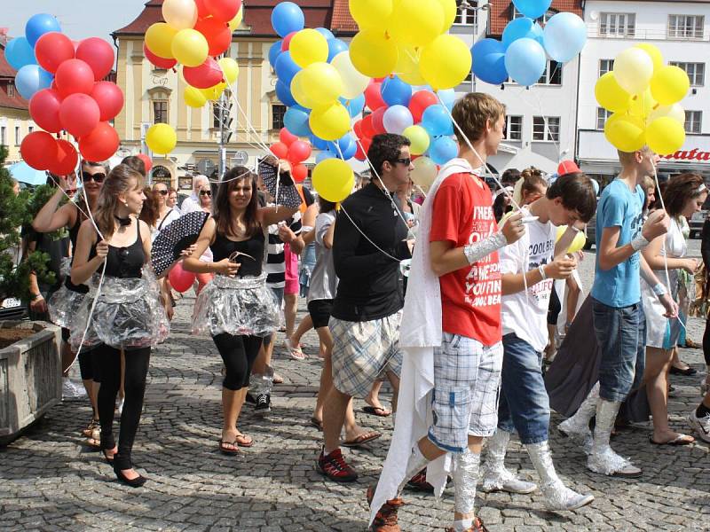 Průvod Gymnázia Klatovy k 200. výročí založení