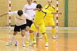 Celostátní liga ve futsalu Trivel Klatovy (ž) - Sádek 2:2.