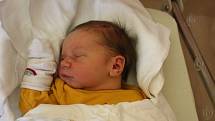 Jonáš Linhart z Blovic se mamince Tereze a tatínkovi Matějovi narodil v plzeňské porodnici FN Lochotín 16. listopadu v 7:13 hodin s mírami 4010 g a 52 cm. Rodiče věděli dopředu, že jejich prvorozeným miminkem bude chlapeček.