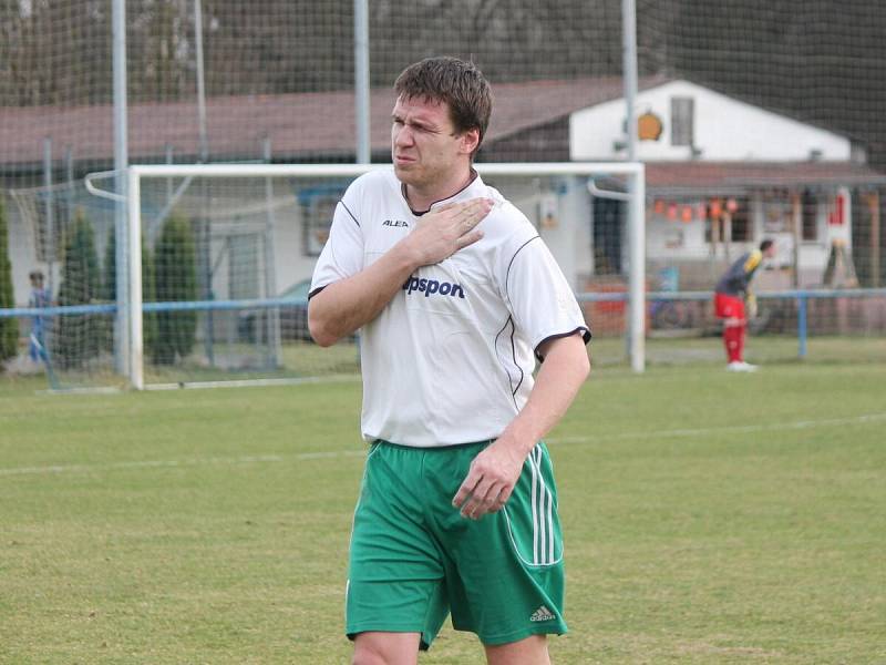 Krajský přebor mužů: Horažďovice (v modrém) - Stod 2:1.