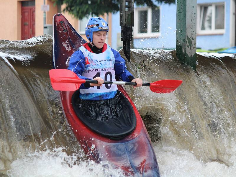 Český pohár vodáků na Úhlavě 2017 v Nýrsku