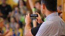 Team USA U12 dívky - BC Benešov (ve žlutém) U12 10:16 - fotogalerie z pátečního zápasu.