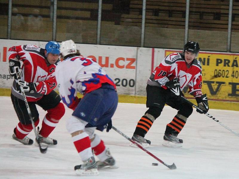 Plzeňská krajská liga Klatovy B (b) - Pubec Plzeň 10:2.