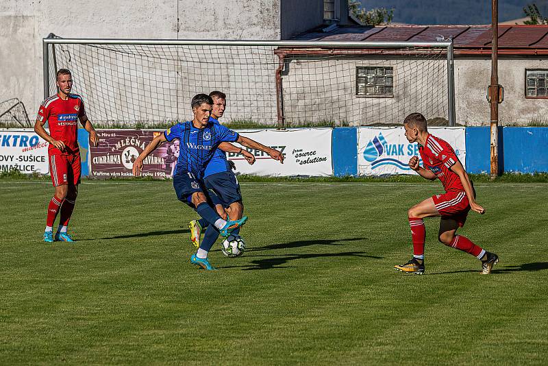 Letní příprava: SK Klatovy 1898 - TJ Jiskra Domažlice (modří) 0:5.