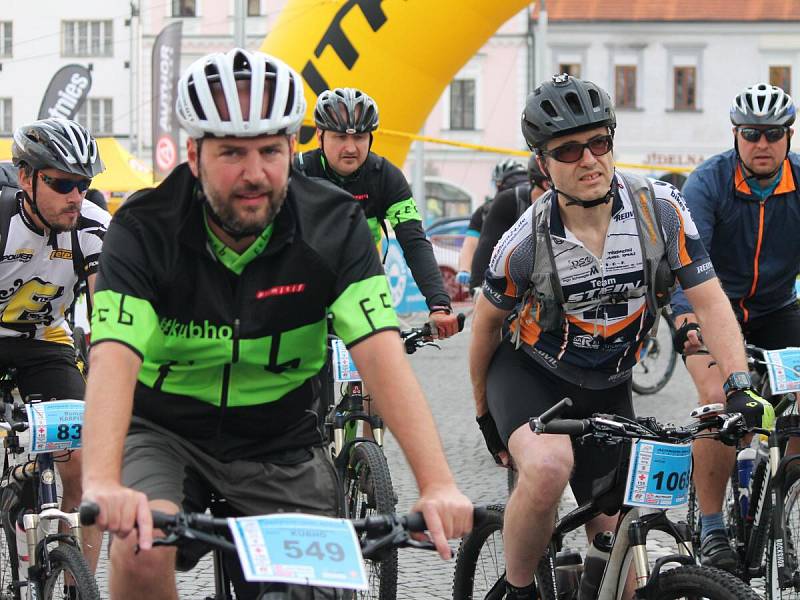 Král Šumavy 2016: Start závodu na 105 km