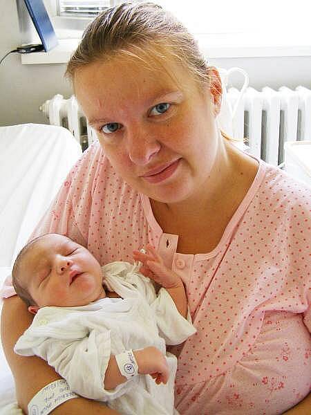 Václav Lederbuch z Plánice se narodil v klatovské porodnici 20. července 2010 v 8.40 hodin s mírami 3,64 kg a 50 cm. Rodiče Monika Lederbuchová a Radek Semsei znali pohlaví svého prvního potomka již před porodem.