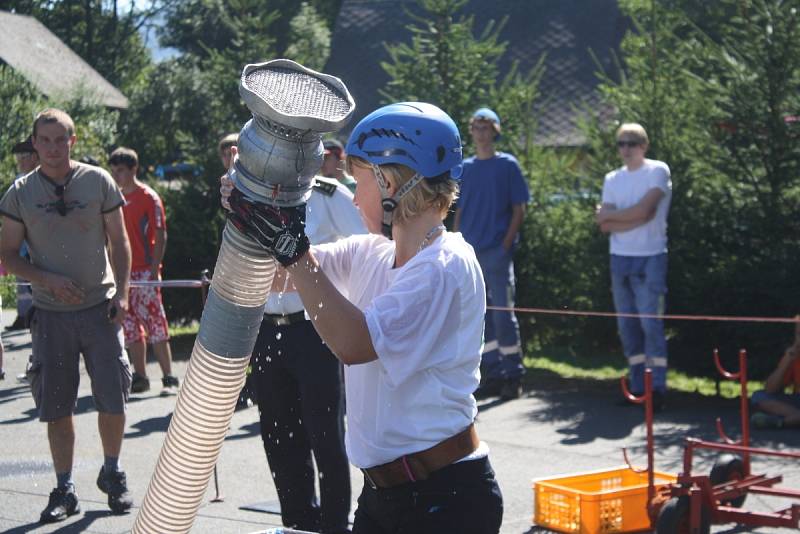Pošumavská hasičská liga pokračovala ve Strážově 7. 9. 2013