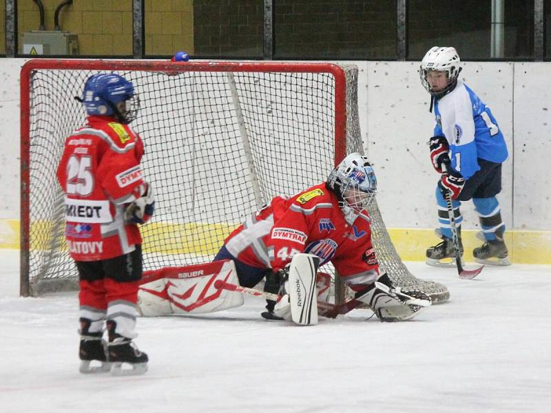 Krajská liga přípravek: HC Klatovy (v červeném) - HC Škoda 1929 4:9.