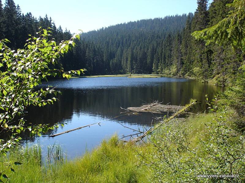 Jezero Laka.