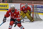 16. kolo západní konference 2. ligy: SHC Klatovy (na snímku hokejisté v červených dresech) - HC Benátky nad Jizerou 3:4.