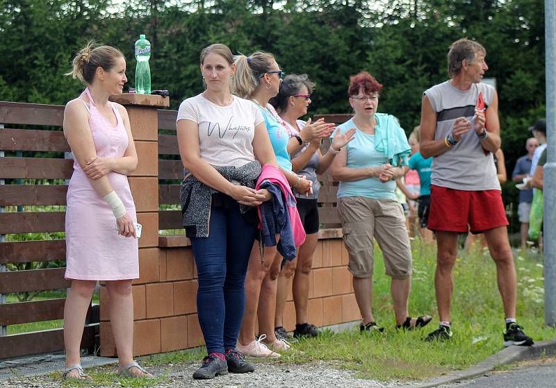 Fotogalerie ze srpnového 16. ročníku běhu Přes Vorlíky, který je stejně jako Běh Rajským údolím součástí okresního seriálu běhů mimo dráhu.