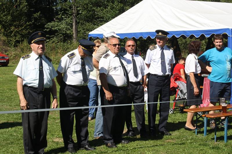 Pošumavská hasičská liga pokračovala ve Strážově 7. 9. 2013