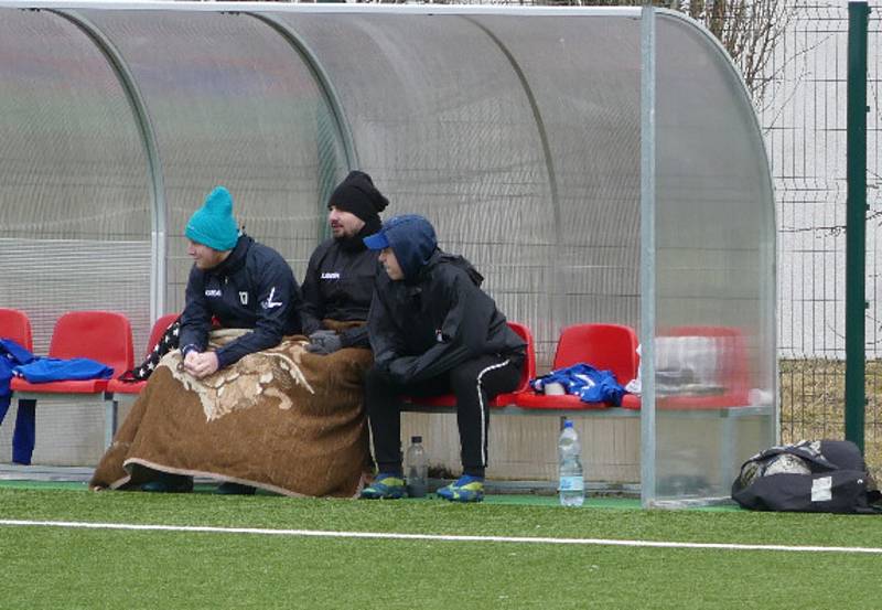 Zimní příprava: Sokol Mochtín (modrobílí) - Chlumčany 4:2.