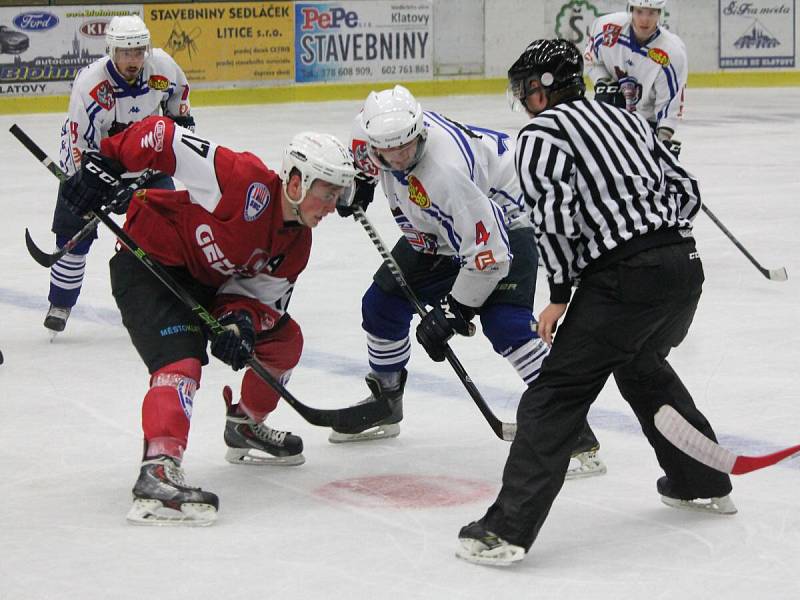 2. liga 2016/2017: SHC Klatovy (červené dresy) - HC Děčín 1:4