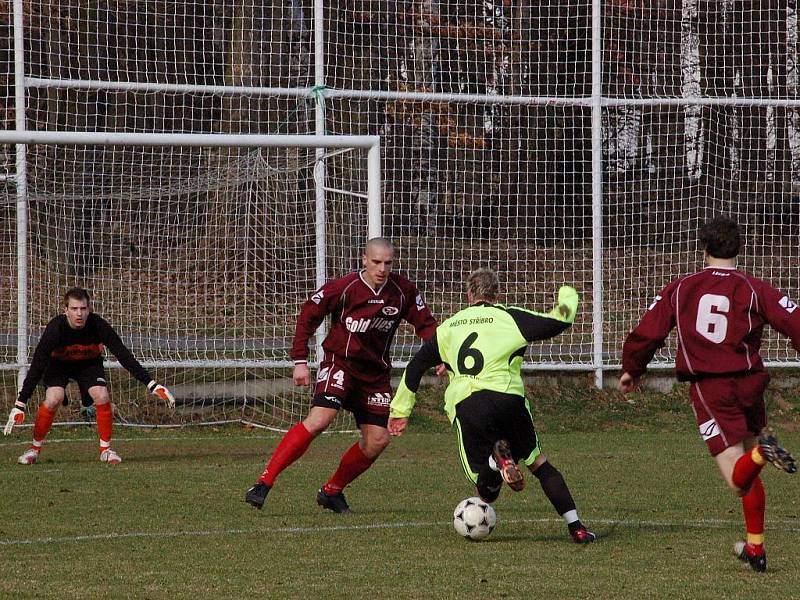 Fotbalisté Chanosu Chanovice podlehli na domácím hřišti 27. března Stříbru 1:2.