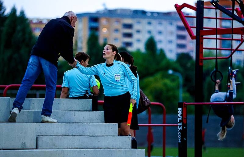 9. kolo I. A třídy: SK Petřín Plzeň B - TJ Start Luby 5:0.