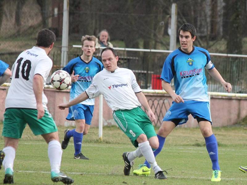 Krajský přebor mužů: Horažďovice (v modrém) - Stod 2:1.