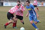 Krajský přebor mužů: Luby (v červeném) - Klatovy 0:3.