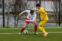 Zimní příprava 2024: FC Švihov (na snímku fotbalisté v bílých dresech) - FC Chotíkov 3:1.