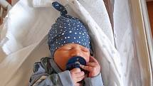 Daniel Kalman z Dešenic se narodil v klatovské porodnici 5. května 2022 ve 23:09 hodin rodičům Veronice a Dominikovi. Po příchodu na svět vážil bráška tříleté Viktorky 3260 g a měřil 51 cm.