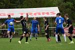 Fotbalisté TJ Měcholupy (na archivním snímku hráči z nedávného zápasu ve Štěnovicích - 2:1) porazili outsidera z Kasejovice 5:2.