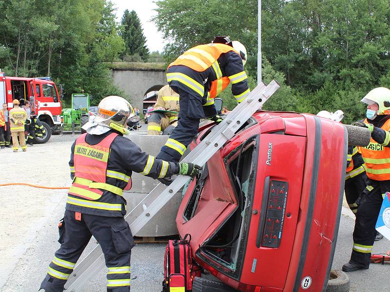 Soutěž ve vyprošťování v Železné Rudě 2017