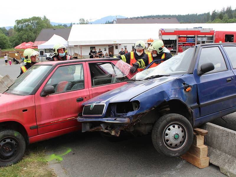 Soutěž ve vyprošťování v Železné Rudě 2017