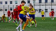 FORTUNA divize A (17. kolo): SK Petřín Plzeň - SENCO Doubravka (žlutí) 0:3.