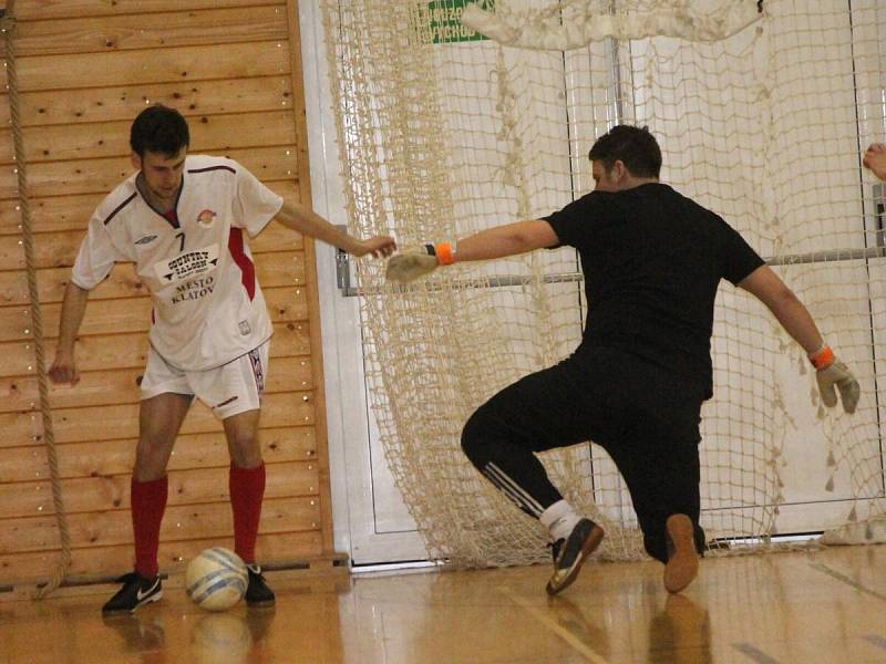 V Klatovech se bojovalo v okresní soutěži ve futsalu o "bednu".
