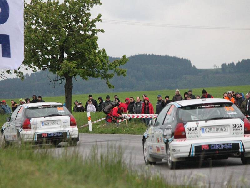 Jako první absolvovaly posádky 49. Rallye Šumava Klatovy tradiční Klatovský okruh.