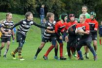 Děti z Rugby Šumava Nýrsko na jednom ze svých turnajů.