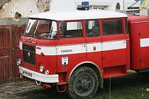 Strážovské hasičské auto v rumunském Gerniku
