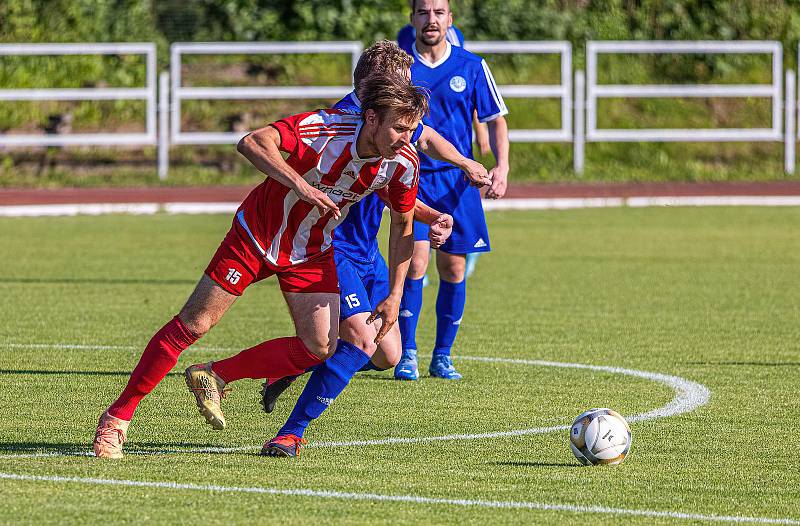 29. kolo I. A třídy: TJ Sušice (modří) - TJ Start Luby 6:1 (3:1).