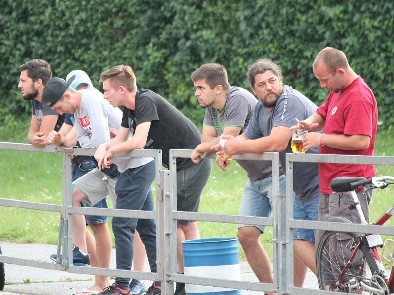 Předkolo MOL Cupu 2016/2017: Sušice (bílé dresy) - Klatovy 0:5